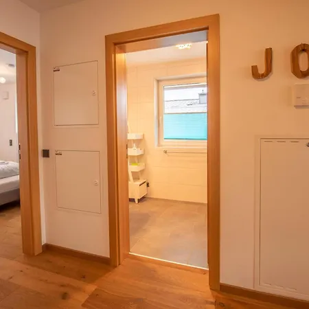 Appartement Arena Juwel 104 8 *